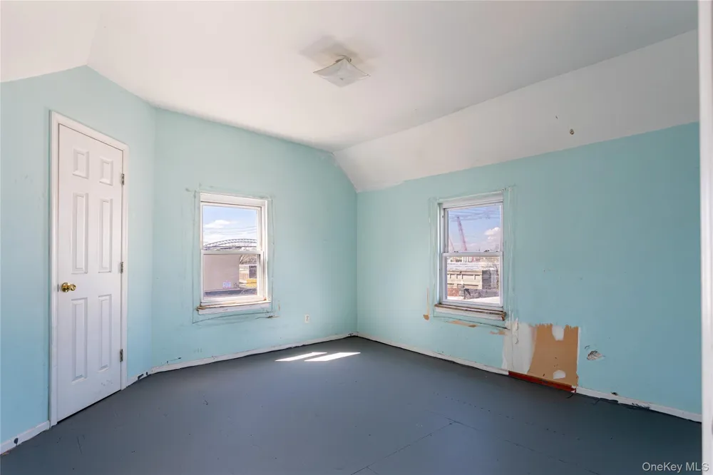 14 Dongan Street Staten Island, NY 10310