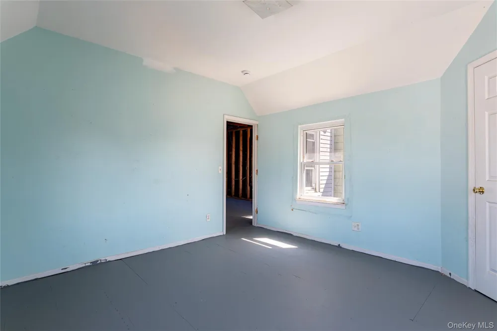 14 Dongan Street Staten Island, NY 10310