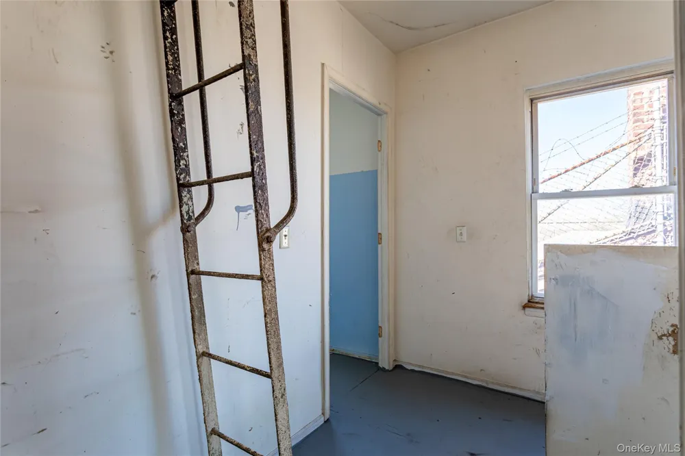14 Dongan Street Staten Island, NY 10310