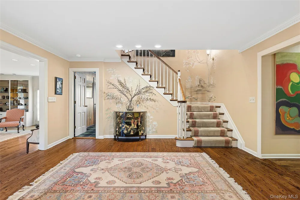 45 Southeast Road Sands Point, NY 11050