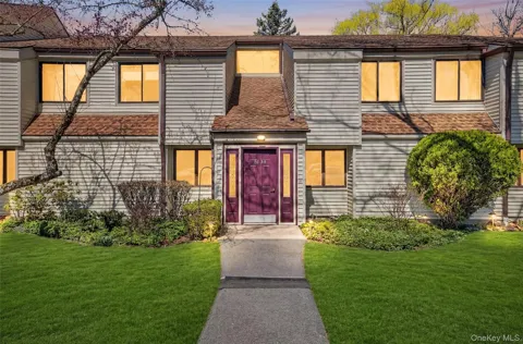 51 Jefferson Oval #F