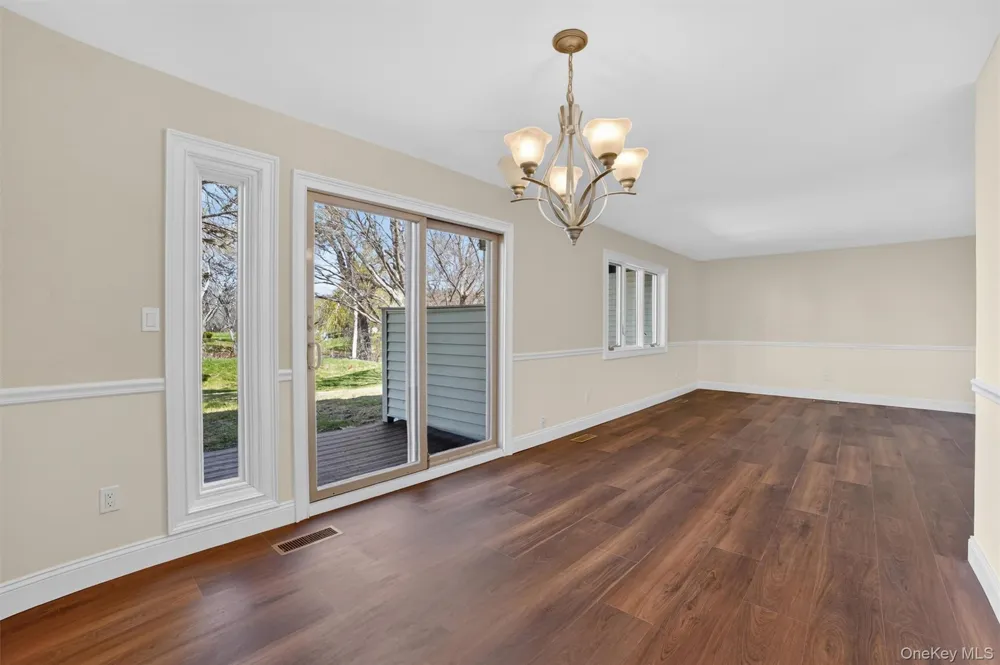 51 Jefferson Oval #F Yorktown Heights, NY 10598