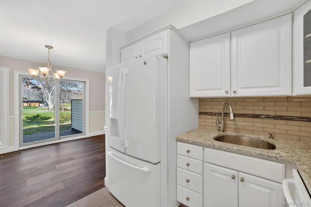 51 Jefferson Oval #F Yorktown Heights, NY 10598