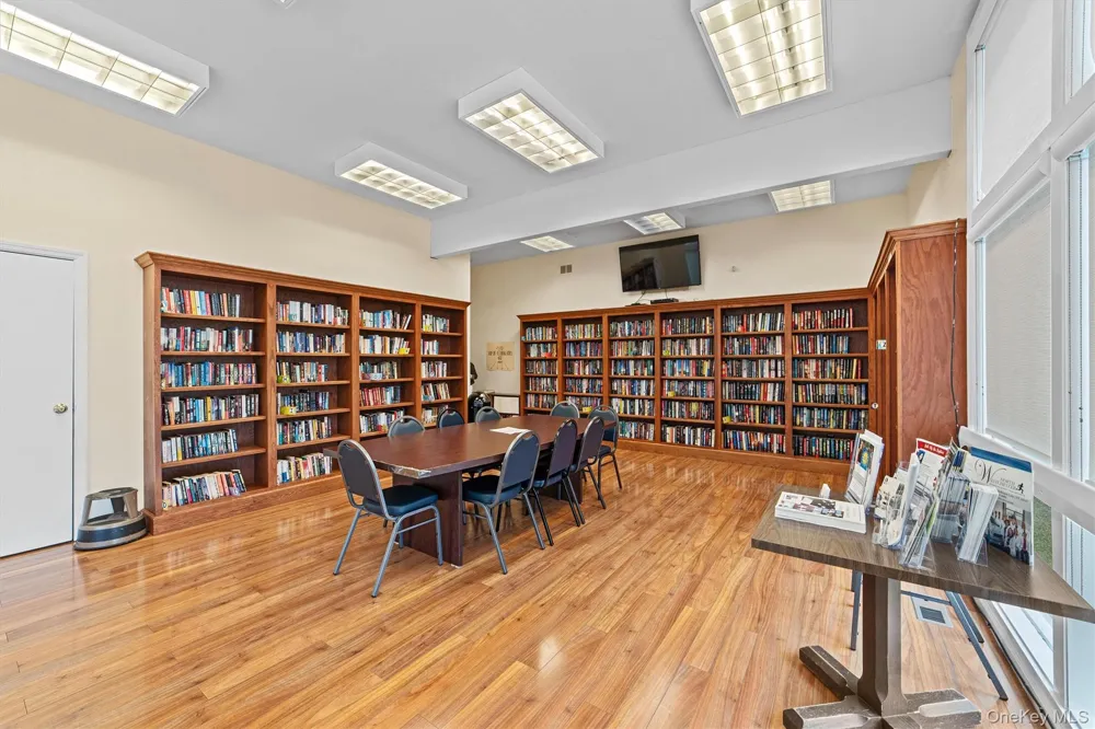 51 Jefferson Oval #F Yorktown Heights, NY 10598