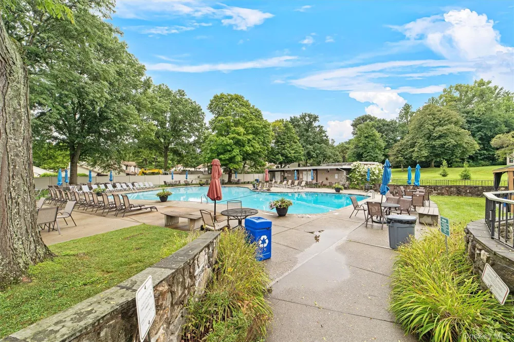 51 Jefferson Oval #F Yorktown Heights, NY 10598