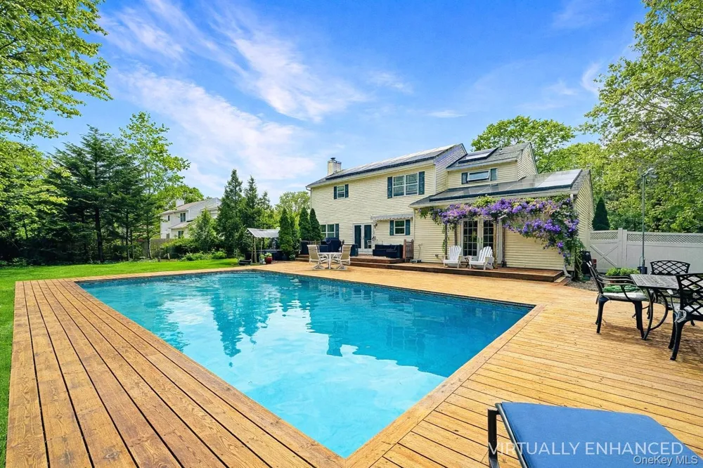 17 Jennifer Path Westhampton Beach, NY 11978