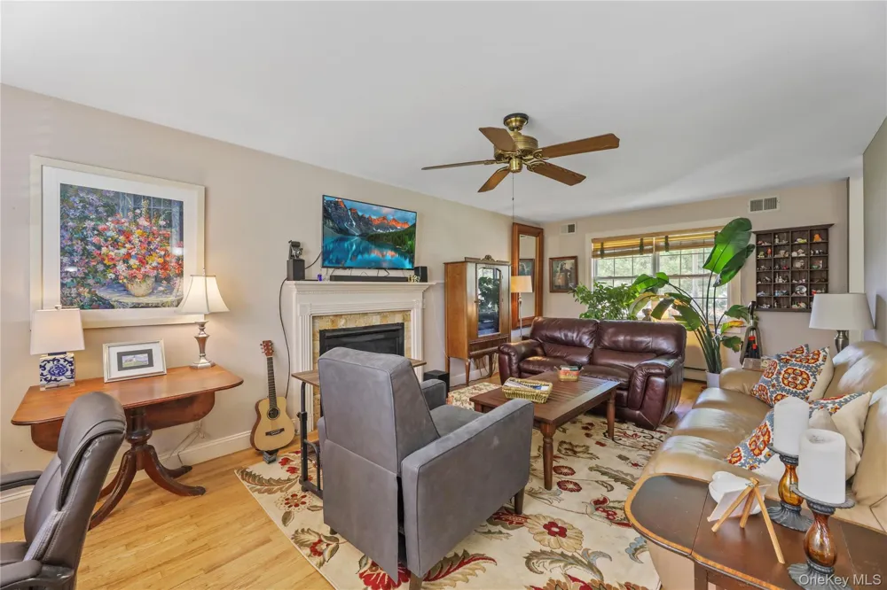 17 Jennifer Path Westhampton Beach, NY 11978