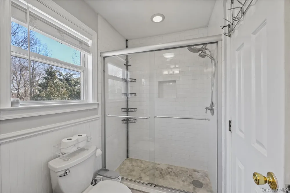 17 Jennifer Path Westhampton Beach, NY 11978