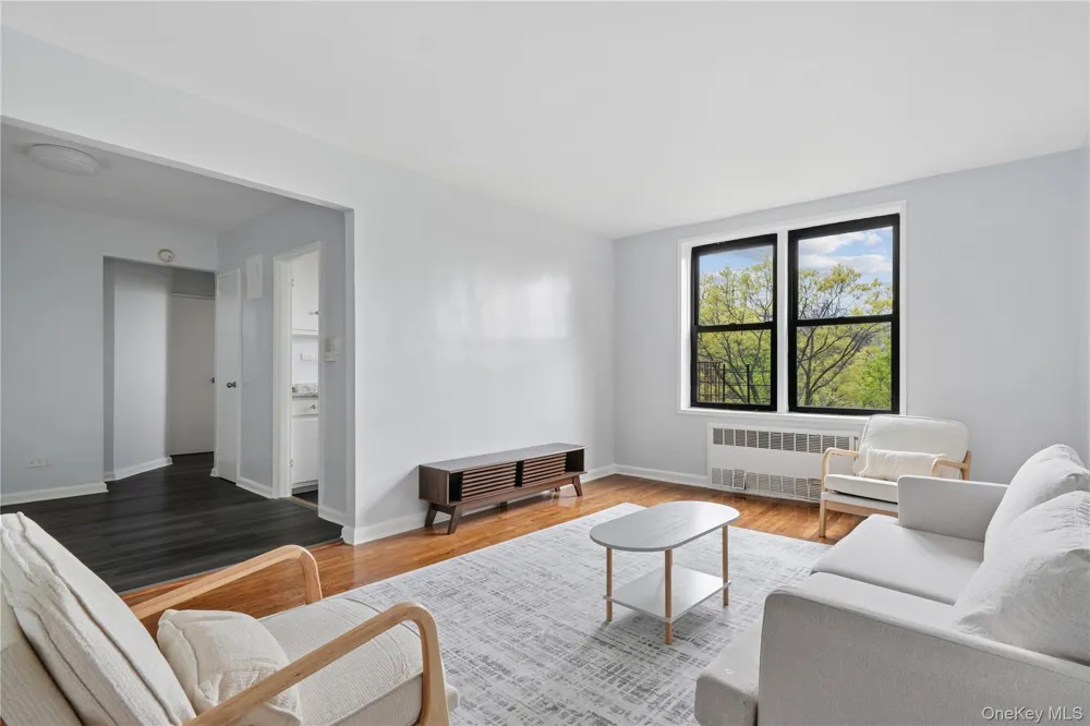 33-24 Junction Blvd #6R Jackson Heights, NY 11372