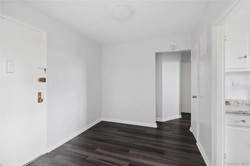 33-24 Junction Blvd #6R Jackson Heights, NY 11372