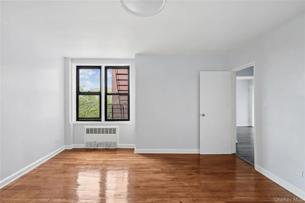 33-24 Junction Blvd #6R Jackson Heights, NY 11372