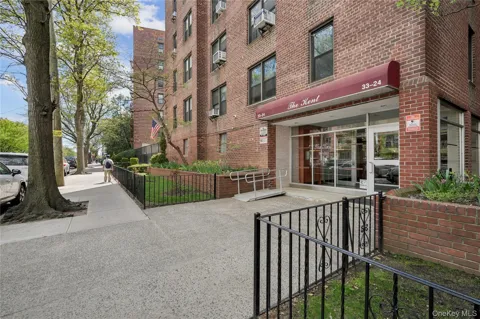 33-24 Junction Blvd #6R