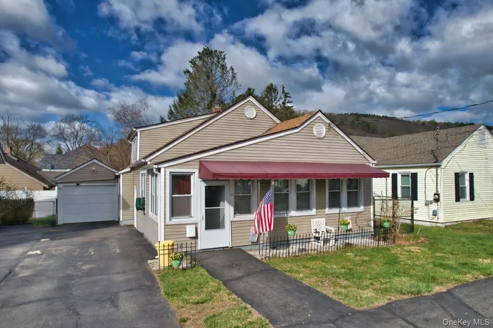 18 Dubois Street Port Jervis, NY 12771