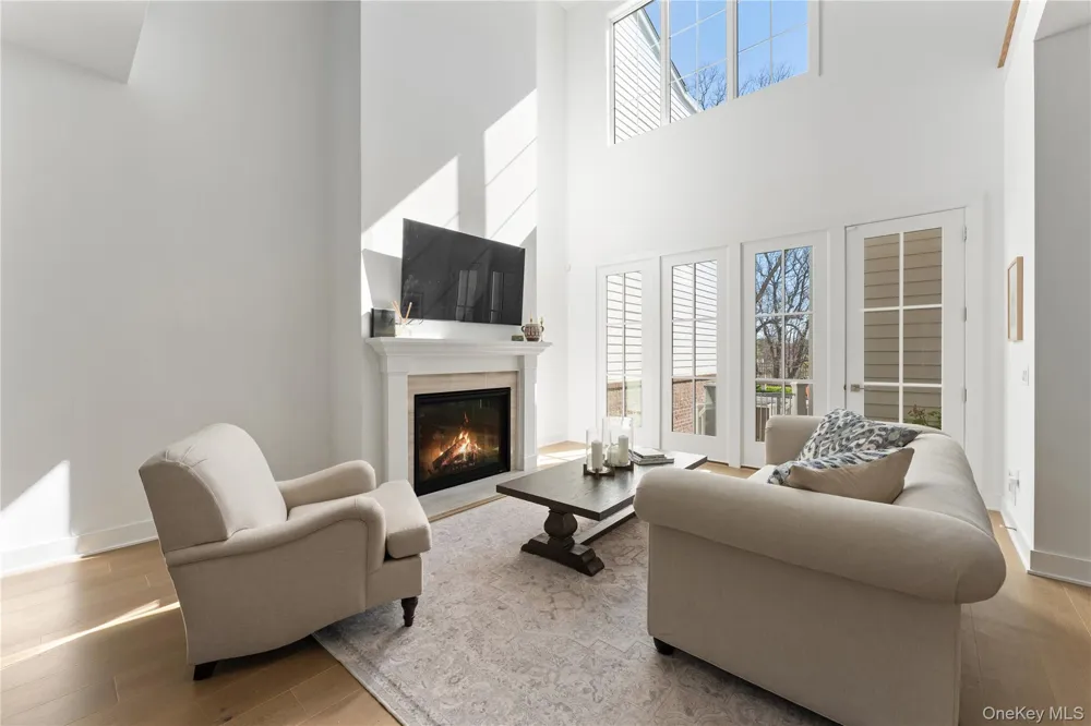 17 Lila Lane Chappaqua, NY 10514