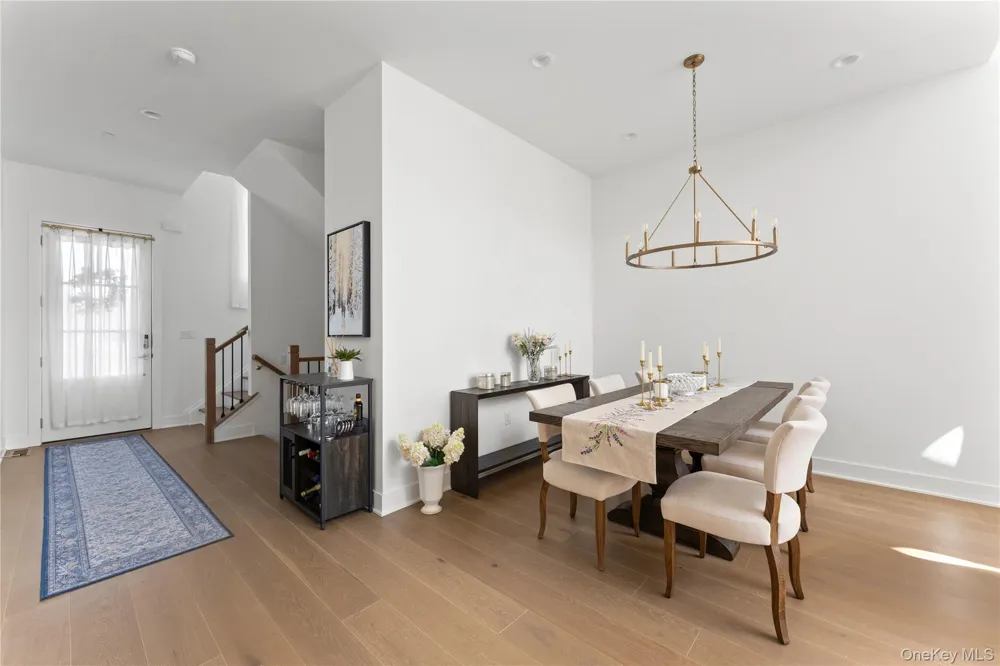 17 Lila Lane Chappaqua, NY 10514