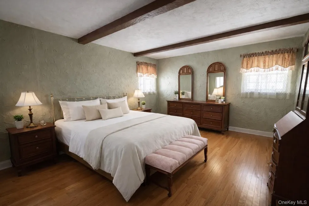 15 Palm Street Selden, NY 11784