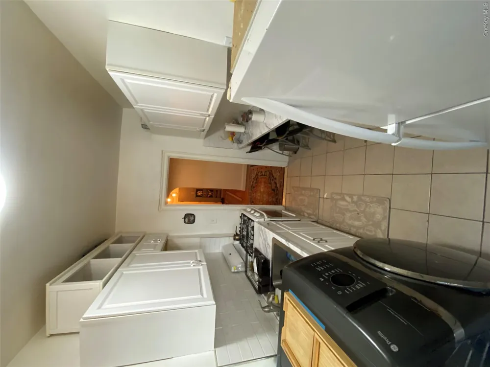 1045 Anderson Avenue #2G Bronx, NY 10452