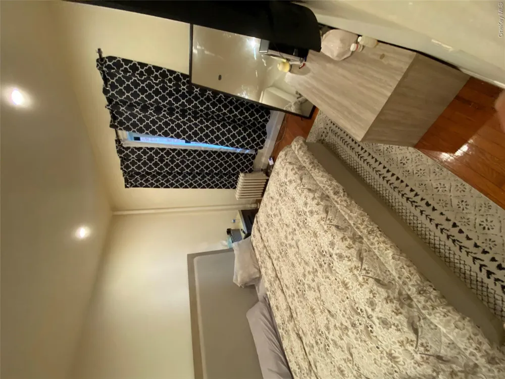 1045 Anderson Avenue #2G Bronx, NY 10452