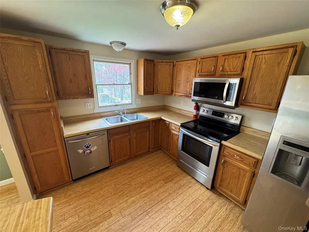 1325 Wurtsboro Mountain Road Wurtsboro, NY 12790