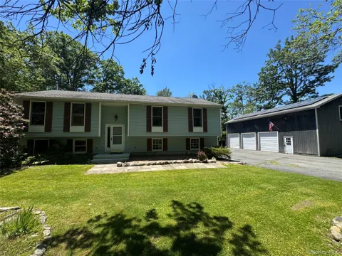 1325 Wurtsboro Mountain Road