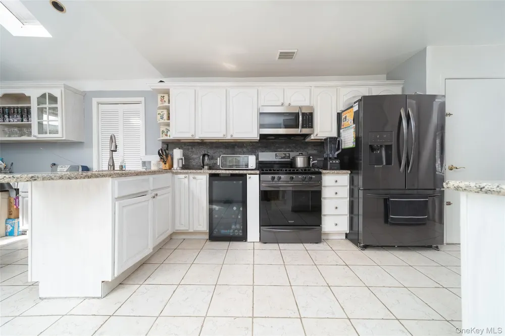 86-34 Francis Lewis Boulevard Holliswood, NY 11432