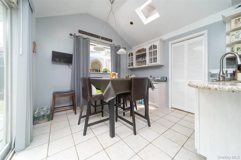 86-34 Francis Lewis Boulevard Holliswood, NY 11432