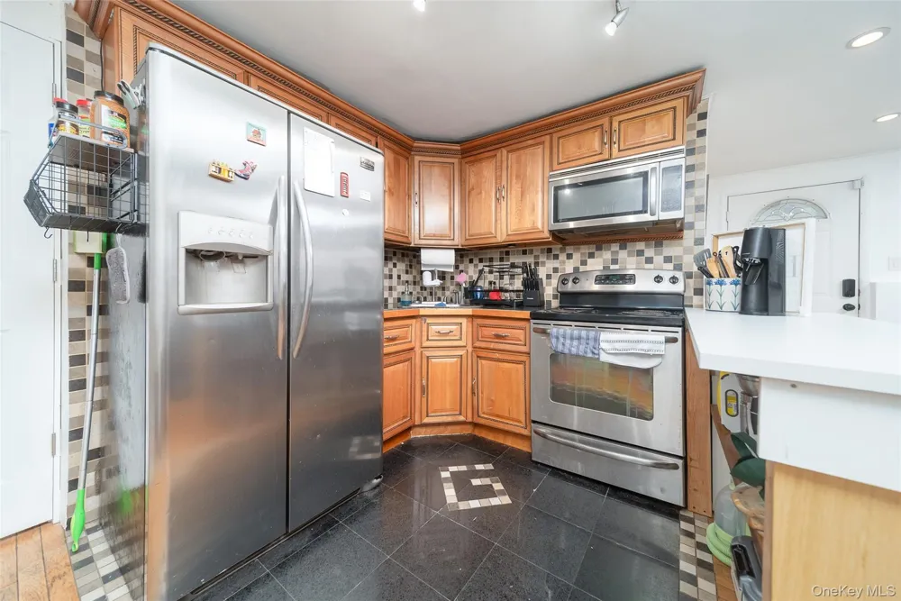 86-34 Francis Lewis Boulevard Holliswood, NY 11432