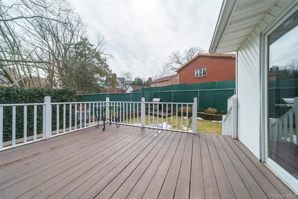 86-34 Francis Lewis Boulevard Holliswood, NY 11432