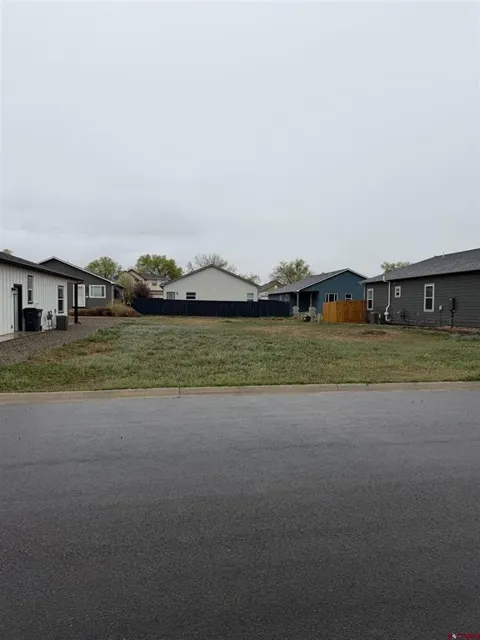 426 Jarrett Ave.