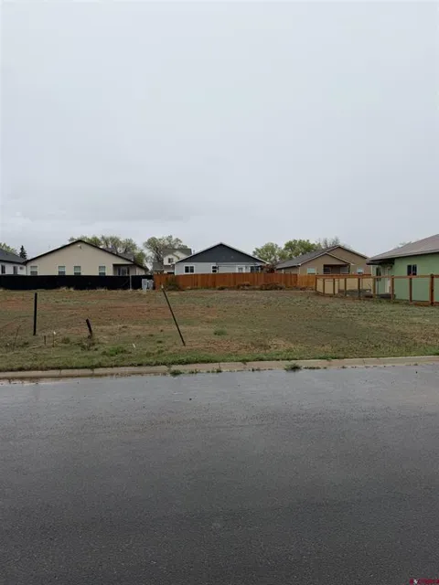 502 Jarrett Ave.