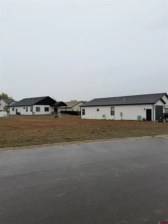 518 Jarrett Ave Cortez, CO 81321