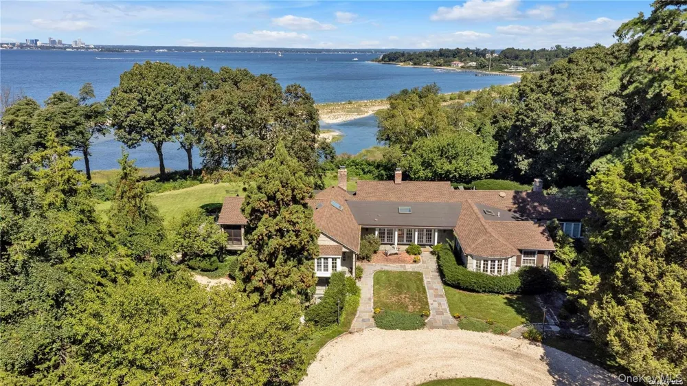 120 W Creek Farms Road Sands Point, NY 11050