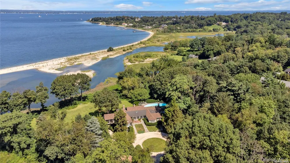 120 W Creek Farms Road Sands Point, NY 11050
