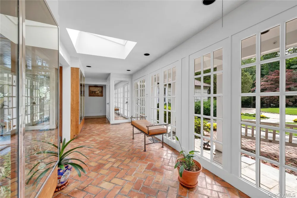 120 W Creek Farms Road Sands Point, NY 11050