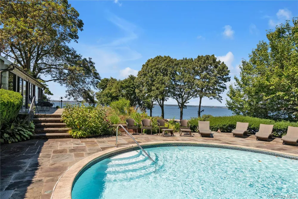 120 W Creek Farms Road Sands Point, NY 11050