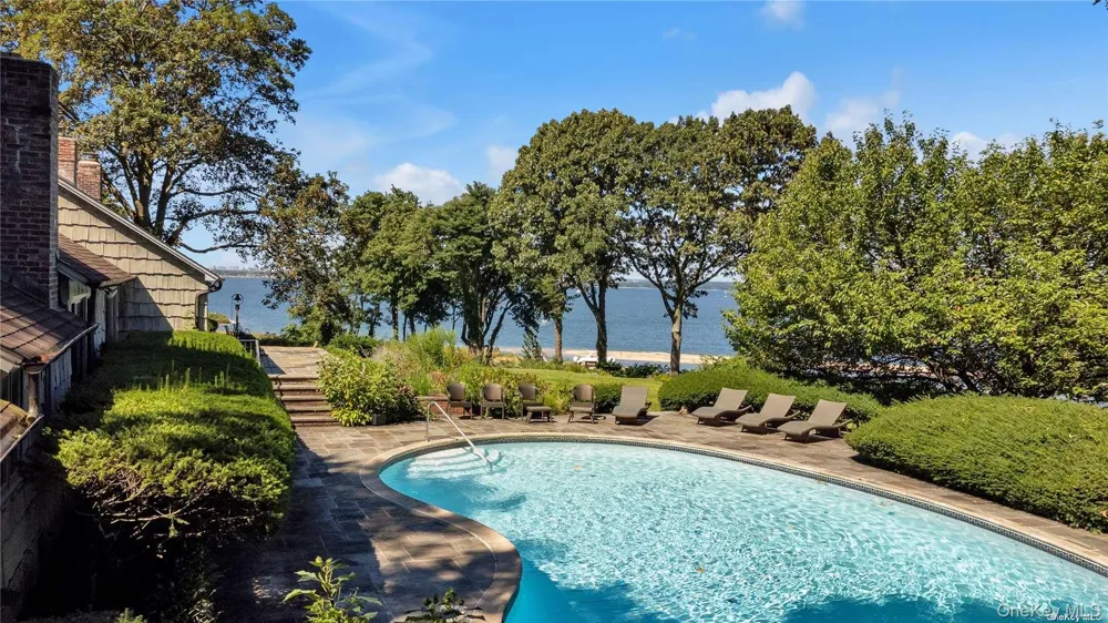 120 W Creek Farms Road Sands Point, NY 11050