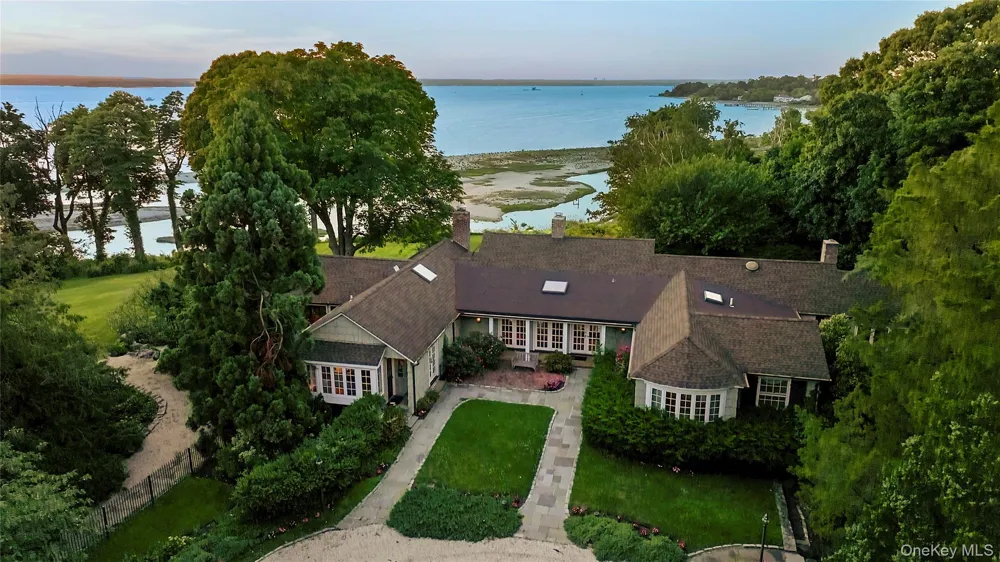 120 W Creek Farms Road Sands Point, NY 11050
