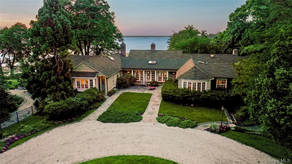 120 W Creek Farms Road Sands Point, NY 11050