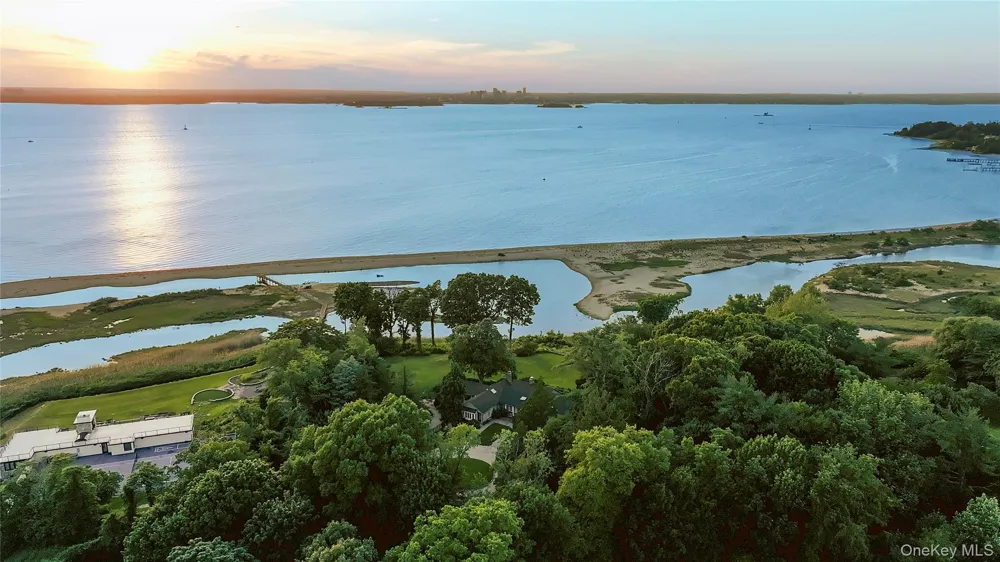120 W Creek Farms Road Sands Point, NY 11050