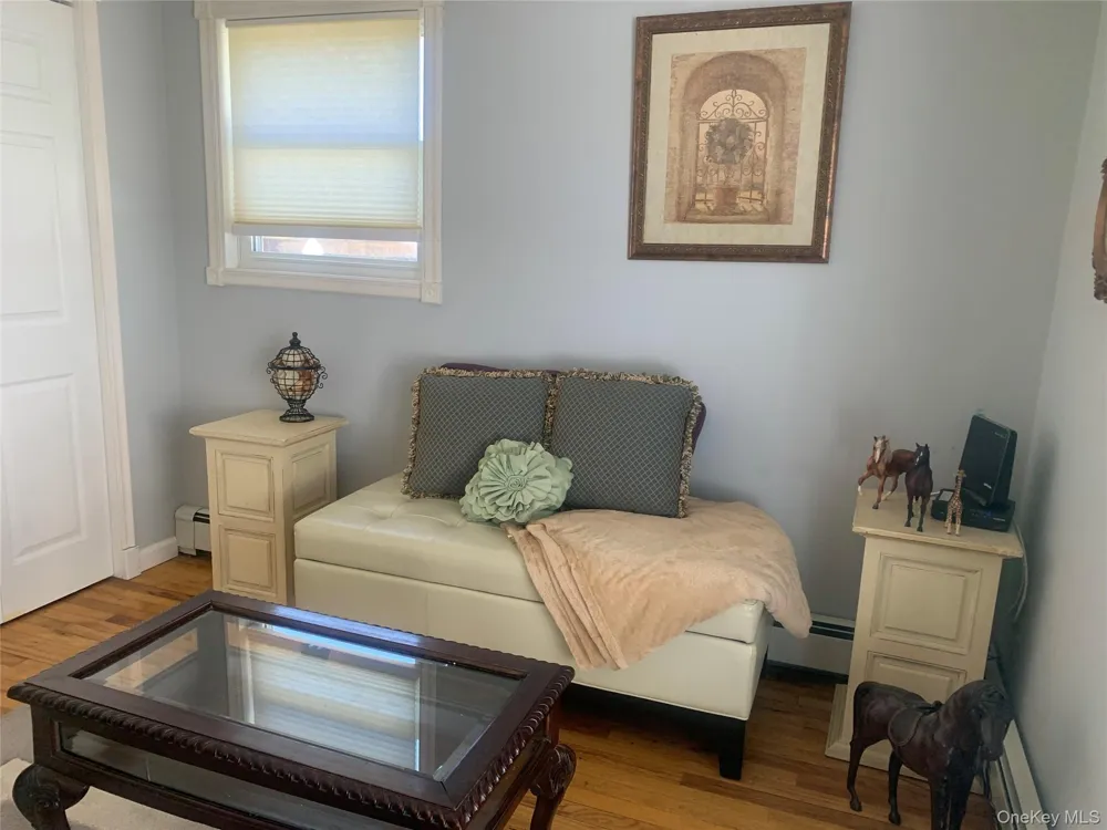 159 Parkwood Drive Shirley, NY 11967