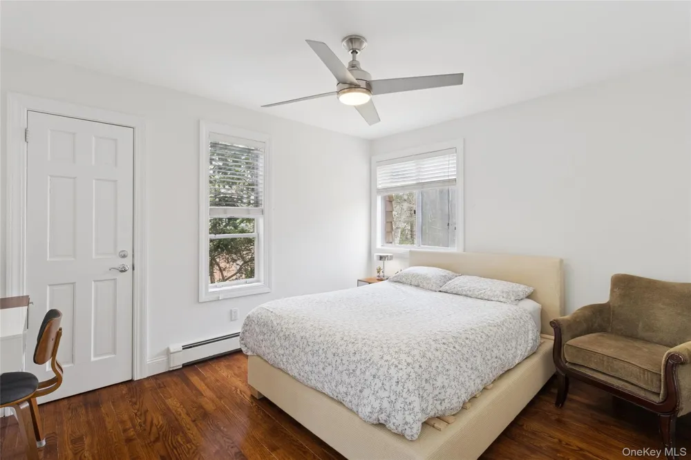 27 Ely Brook Road East Hampton, NY 11937
