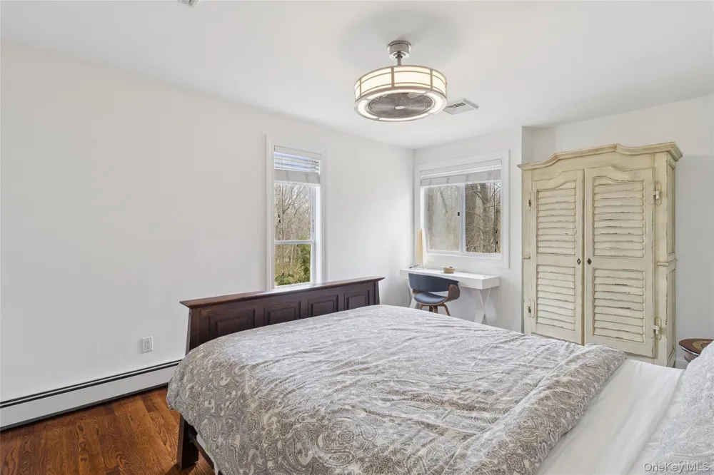 27 Ely Brook Road East Hampton, NY 11937