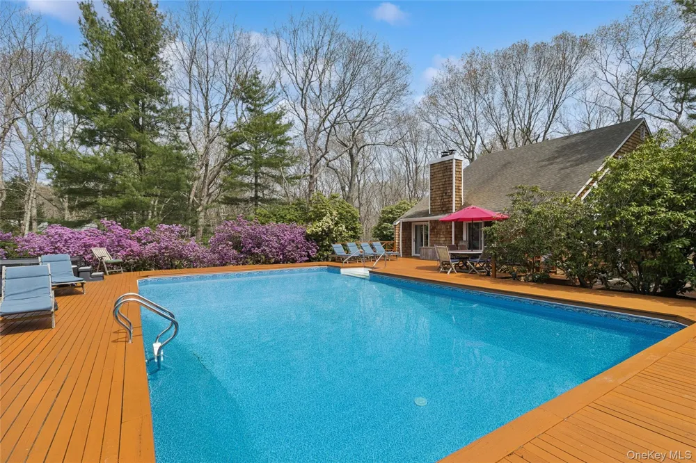 27 Ely Brook Road East Hampton, NY 11937