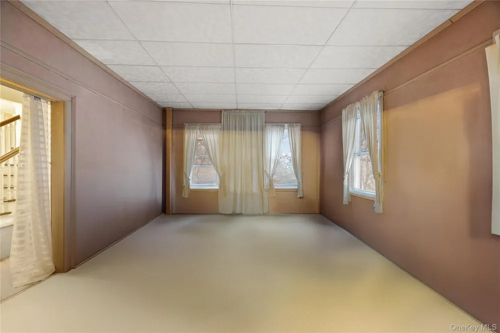 5 Forkland Lane Dobbs Ferry, NY 10522