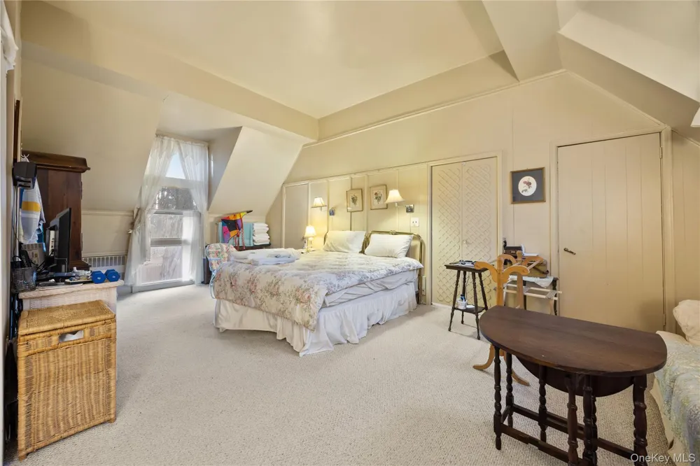 5 Forkland Lane Dobbs Ferry, NY 10522