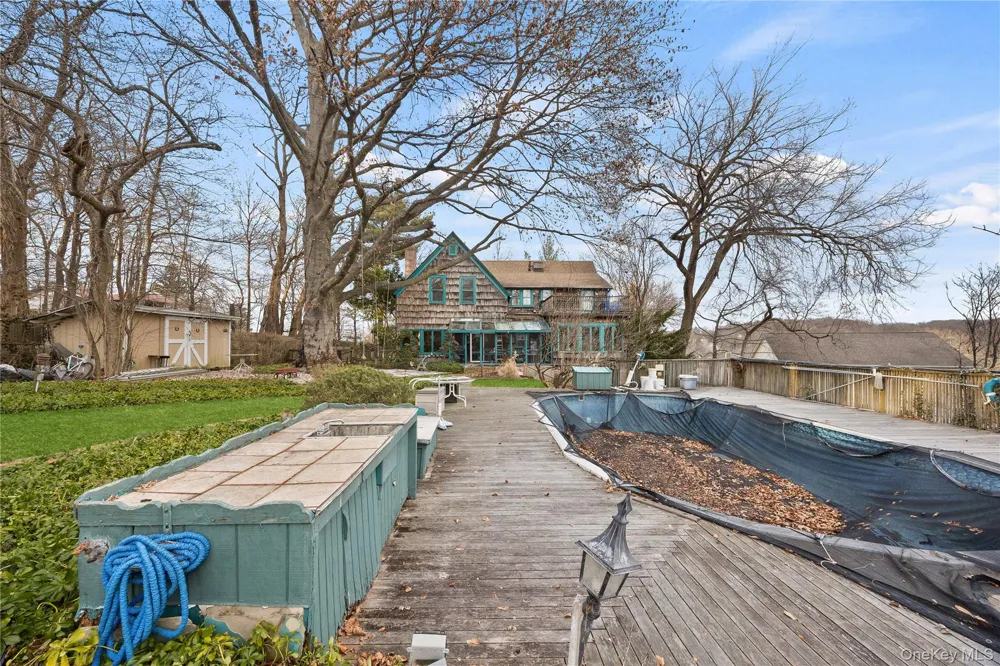 5 Forkland Lane Dobbs Ferry, NY 10522