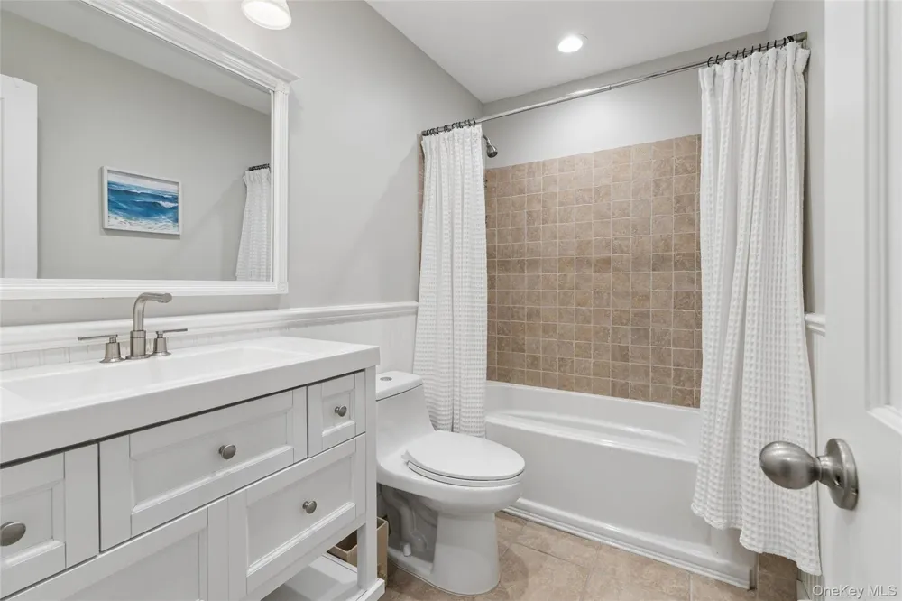 131 Lewis Road East Quogue, NY 11942