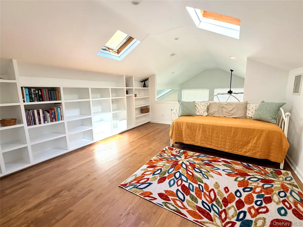 43B Old Squires Road Hampton Bays, NY 11946