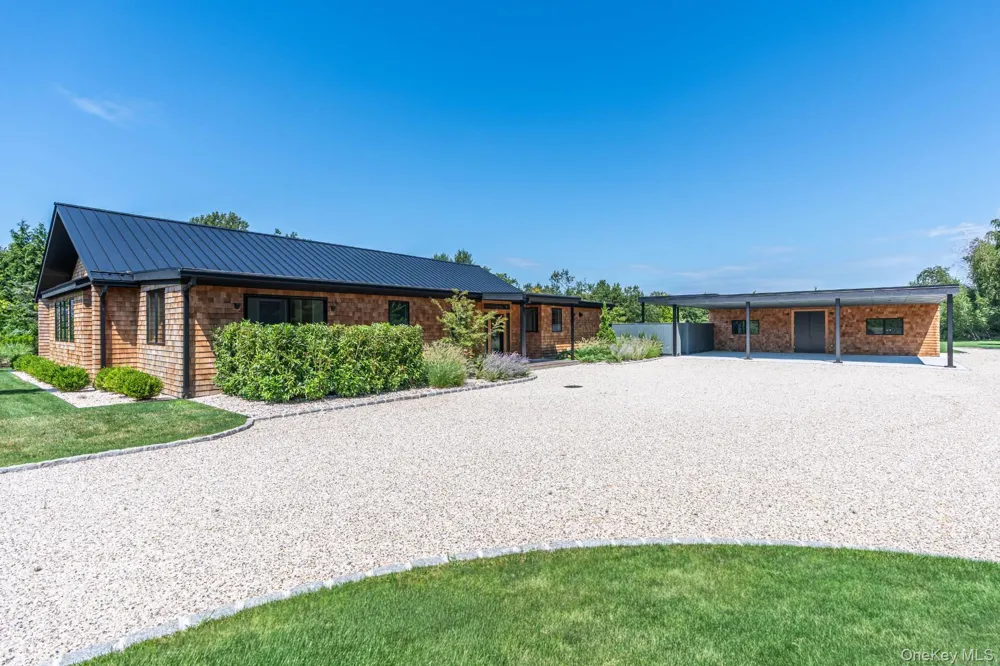 2050 Depot Lane Cutchogue, NY 11935