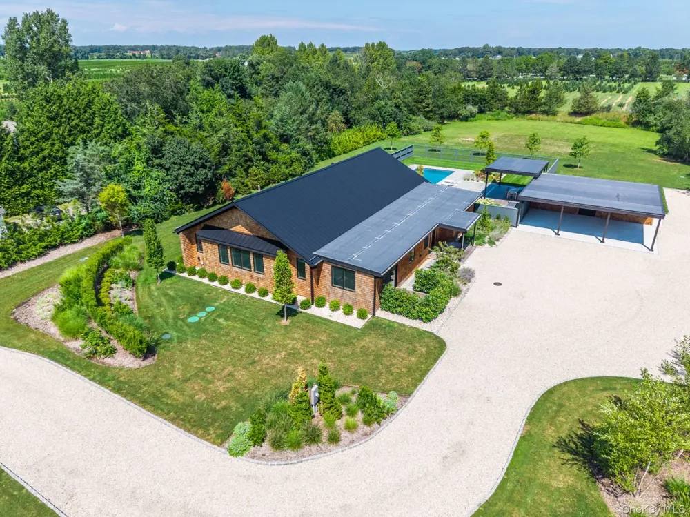 2050 Depot Lane Cutchogue, NY 11935